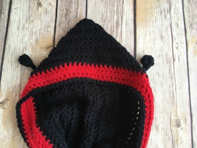 Free Crochet Pattern - Spring Ladybug Onesie