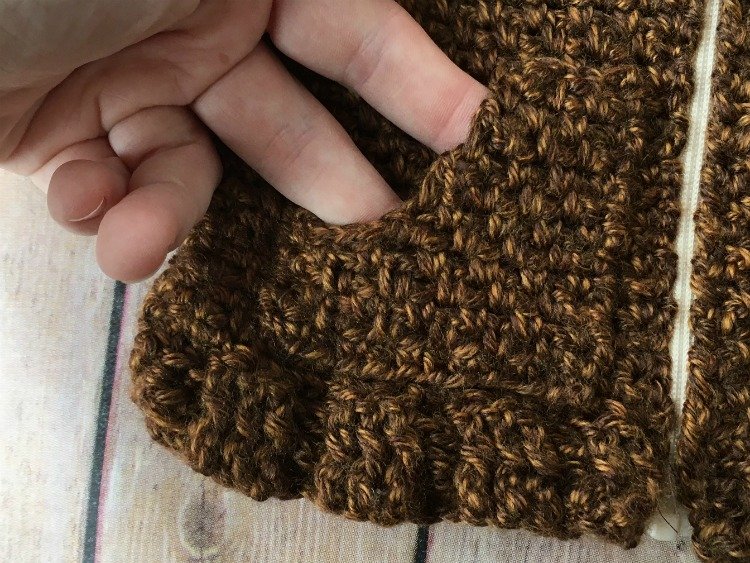 Free Crochet Pattern - Baby Bear Cardigan