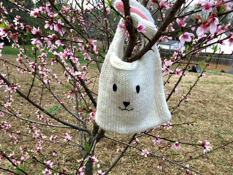 Free Knitting Pattern - Floppy Bunny Bag