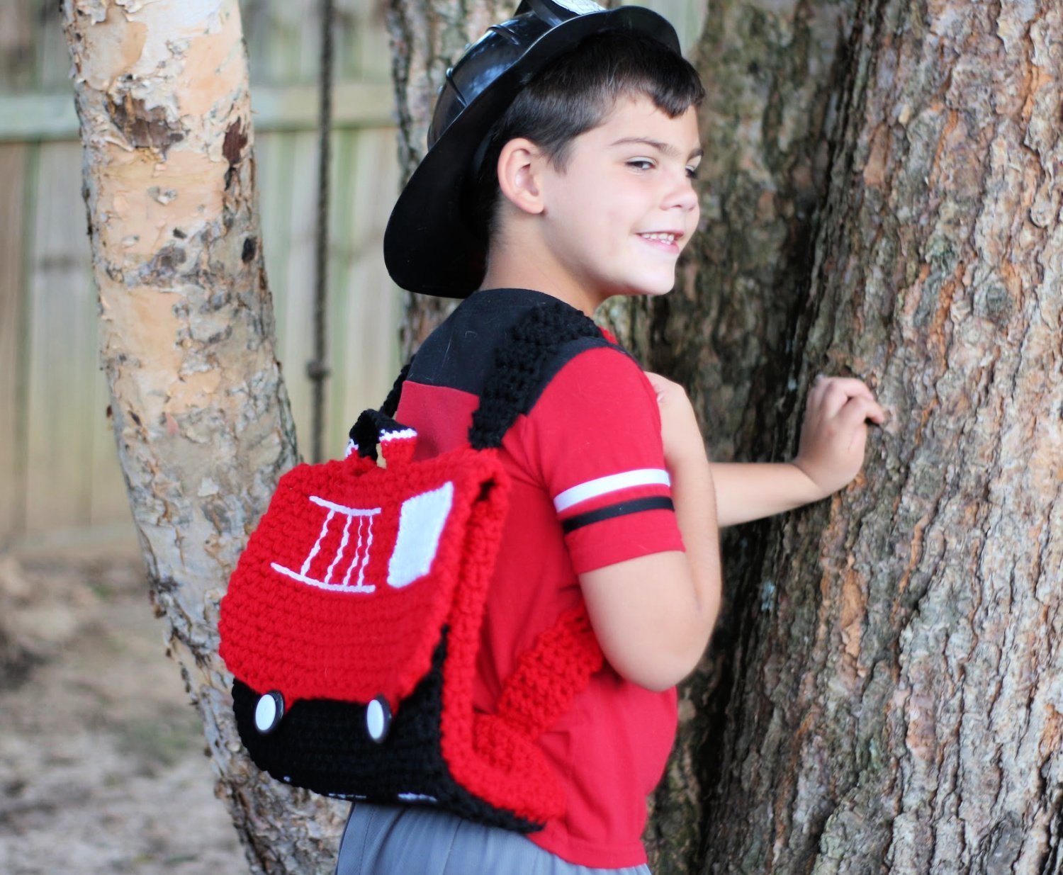 Free Crochet Pattern - Fire Truck Backpack