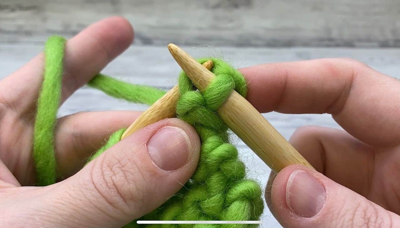 How to End Knitting (The Art of Binding Off) love. life. yarn.