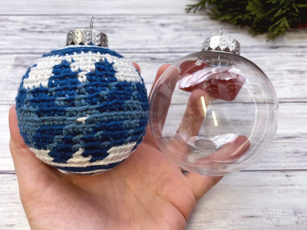 crochet christmas ornament with insert example