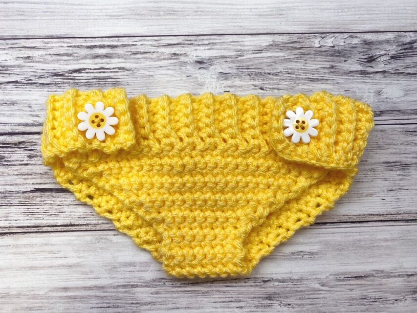 How to Crochet a Diaper Cover (Easy Free Pattern) love. life. yarn.