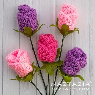 Crochet Flowers Bloom with the Magic of a Loom, Crochet